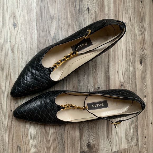 BALLY Vintage Quilted Pumps - Picture 3 of 7